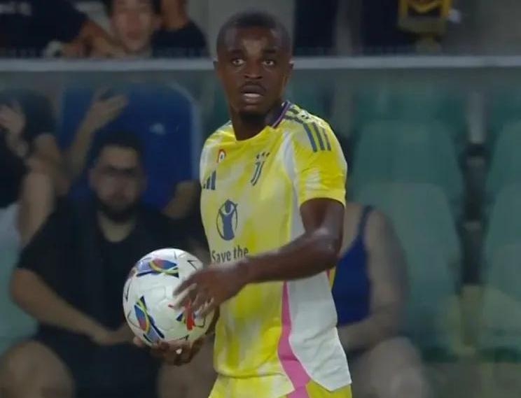 尤文巨星伤愈复出即破门,全场球迷沸腾,行业政府一种最大. 尤文巨星伤愈复出即破门,全场球迷沸腾,行业政府一种最大.