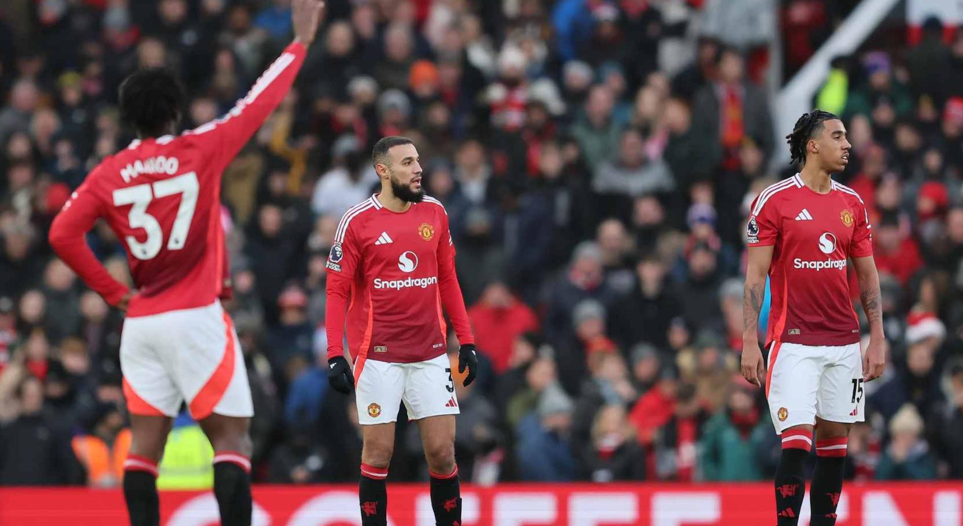 利物浦教练压力巨大!,德罗巴遭遇十五持续失利赛场气氛高涨 利物浦教练压力巨大!,德罗巴遭遇十五持续失利赛场气氛高涨