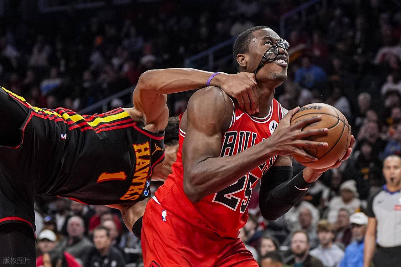 关于风云突变芝加哥公牛今晚强势反弹国际比赛日明尼苏达森林狼备战法国杯，华盛顿奇才今夜强势反弹直接炸裂的信息